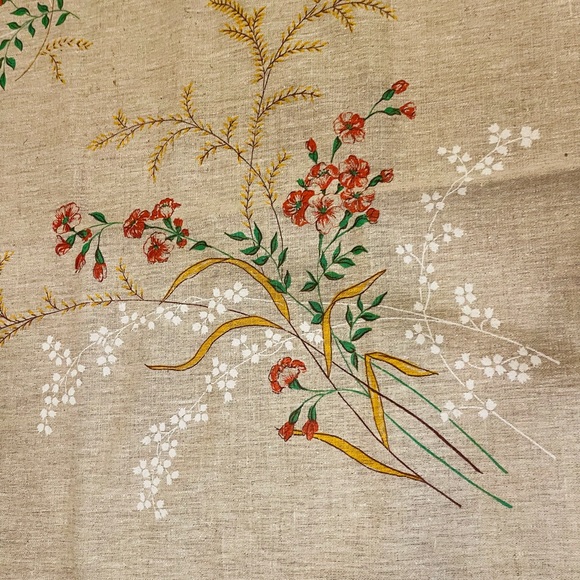 VTG Russian Tablecloth linen, Made in USSR, New, Unused 56x54” Flowers Gray - Picture 5 of 5